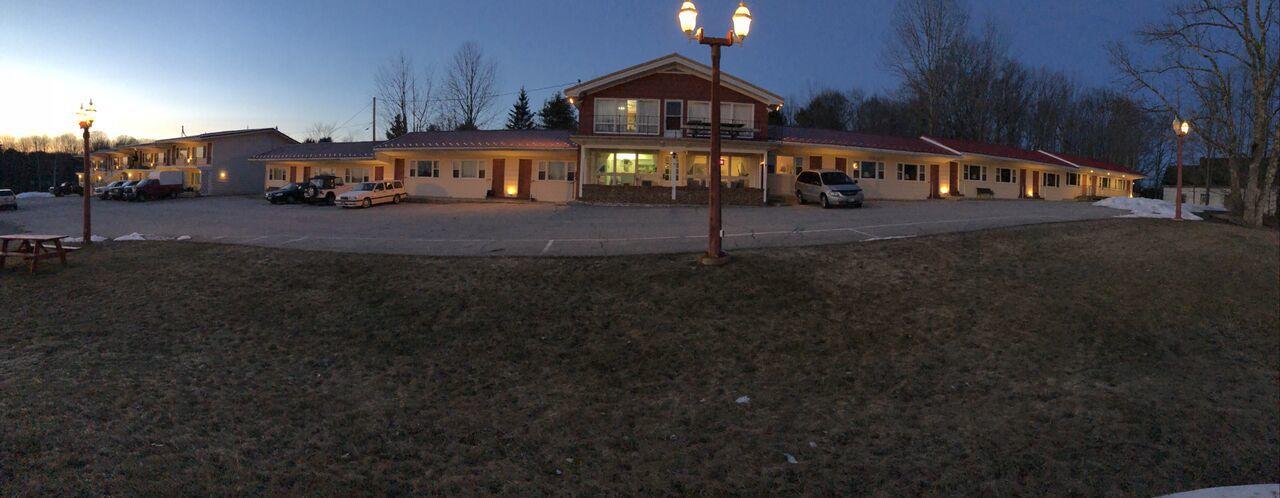Spring Fountain Motel Bucksport Esterno foto